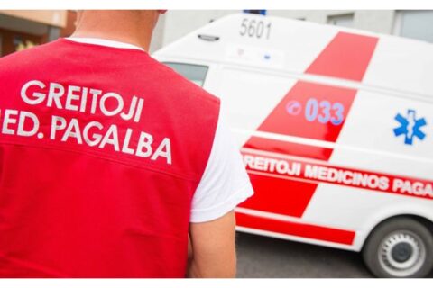 Krovininis automobilis Utenoje sužalojo vairuotoją