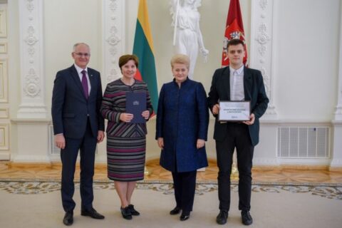 Apdovanoti Nacionalinio diktanto nugalėtojai