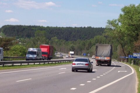 Rezervinės lėšos Lietuvos keliams: dėmesys skubiems remonto darbams