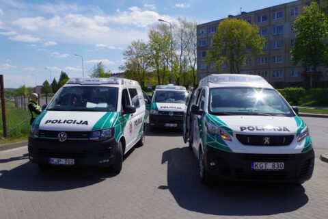 Utenoje sunkvežimis sužalojo žmogų
