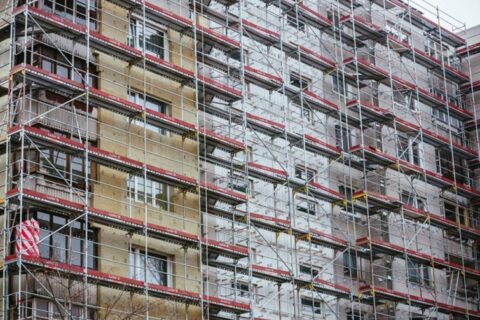 Startuoja dar vienas daugiabučių renovacijos etapas