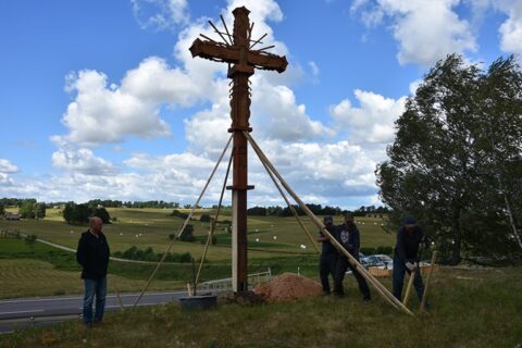 Kryžius Šiaudinių kapinėse primins išnykusius kaimus