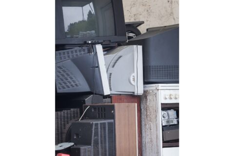 Daugėja vietų nemokamai priduoti seną buitinę elektronikos techniką