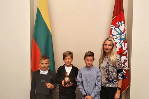 Prezidentas apdovanojo uteniškius – trečios vietos nugalėtojus