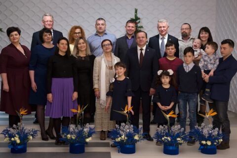Visagine apdovanotieji žengė raudonuoju kilimu