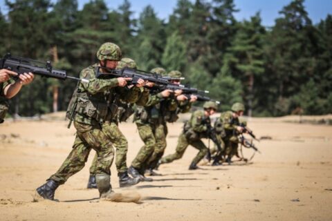 Paskelbti karo prievolininkų sąrašai