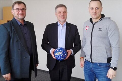 Pusę metų Molėtuose veiks Lietuvos rankinio talentų akademija