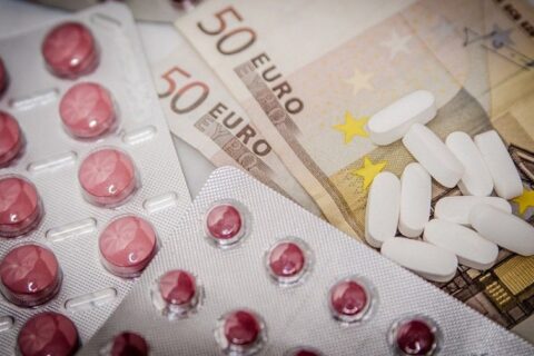 „Paskyrėme sau antibiotikų. Ar žinome, kuo rizikuojame?“