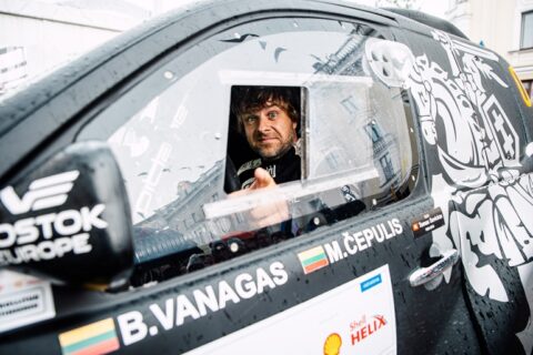 Istorinis įvykis: B. Vanagas Rokiškyje pasirodys su Dakaro bolidu „Toyota Hilux“