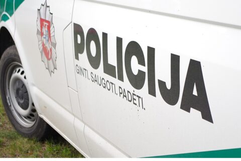 Utenoje sustabdytas galimai Malaizijoje vogtas automobilis