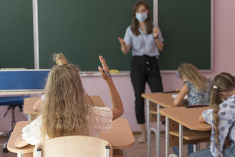 Karantinas švietimo įstaigose: ką svarbu žinoti?