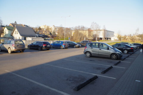 Apversti prekybos centrų vežimėliai, arba, kodėl žurnalistai nemato to, ko nėra