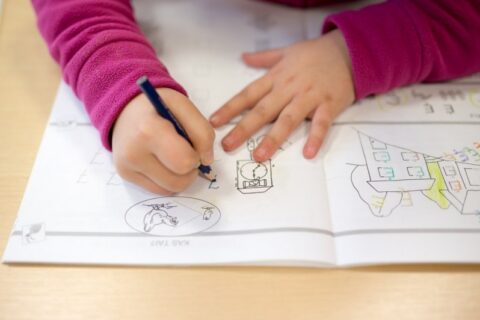 Po atostogų į mokyklų klases grįžta daugiau pradinukų