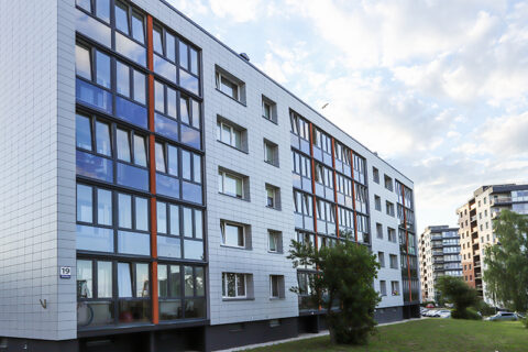 Daugiabučių renovacijos tendencijos: gyventojai turėtų daugiau dėmesio skirti oro kokybės užtikrinimui