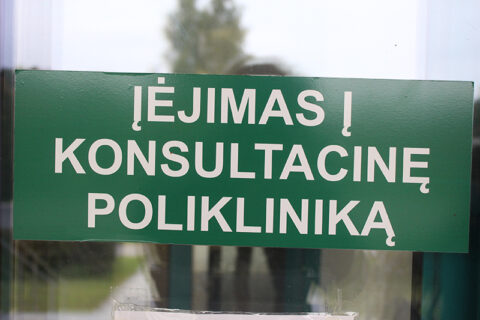 Pandemijos akibrokštai: kas kaltas, kad negalime gyventi kaip anksčiau?..