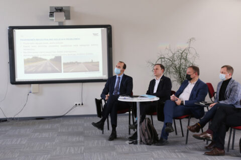 Utenos verslo iniciatyva dar kartą aptarti magistralinio kelio Vilnius–Utena rekonstrukcijos darbai