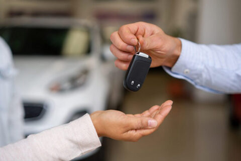 Kaip pasirinkti iš ko nuomotis automobilį?