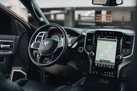 Kodėl turėtumėte rinktis ilgalaikę automobilių nuomą
