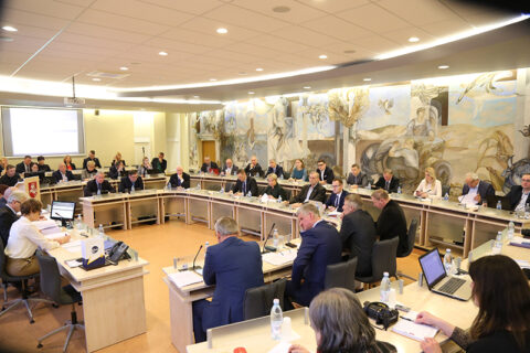 Rajono savivaldybės meras turės daugiau galių