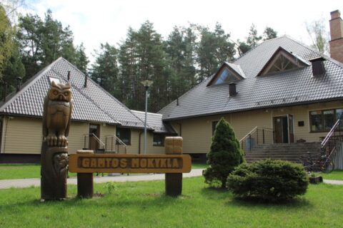 Gamtos mokykla – proga sugrįžti prie savo esmės