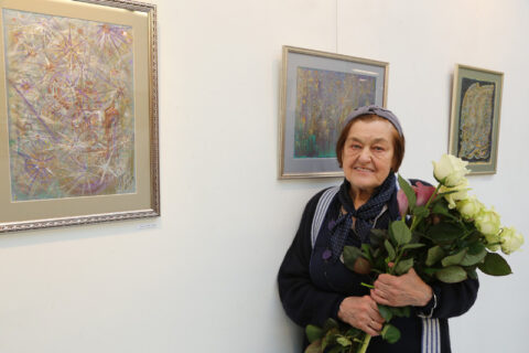 Niūrų rudenišką vaizdą sušildė vasaros žydėjimai