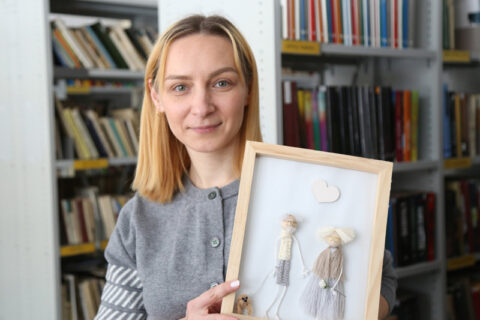 Uteniškės noras pasiūti migduką vaikui atvedė į platesnius kūrybos vandenis
