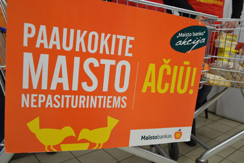 Tarp dosniausiai aukojusių „Maisto banko“ akcijoje – uteniškiai