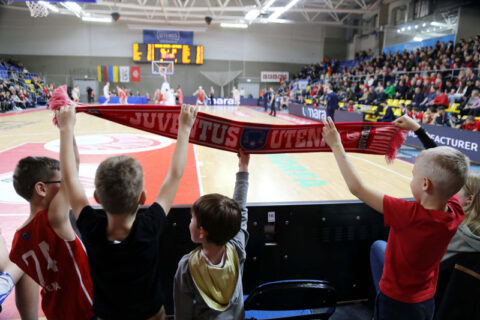 Utenos krepšininkai „užbuksavo“ ketvirtajame kėlinyje