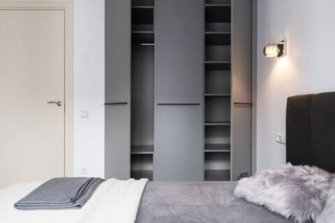 Klasikinės ir modernios spintos – ką pasirinkti?