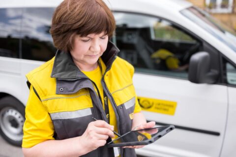 Mobilieji laiškininkai pašto paslaugas užtikrina atokiausiose Lietuvos vietose: per mėnesį paslaugų suteikia milijoną kartų