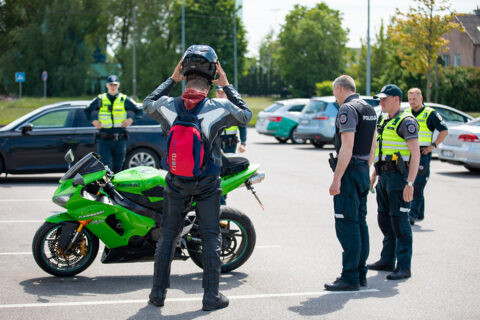 Utenos gyventojų ramybę drumsčia nedrausmingi motociklininkai
