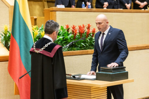 Seime priesaiką davė Vitalijus Šeršniovas