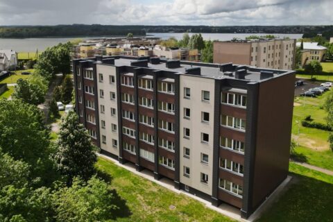 Iš praeities į ateitį: atnaujinus seną daugiabutį galima turėti modernų būstą
