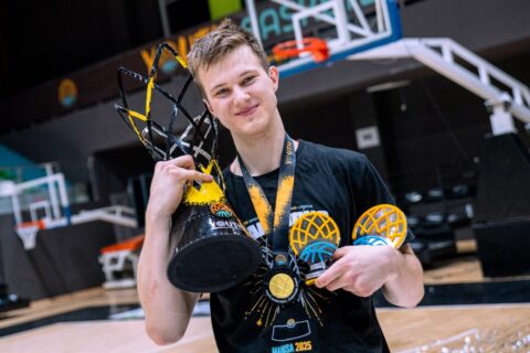 Uteniškio didelė meilė krepšiniui išaugo iš bumbsinčio kamuoliuko