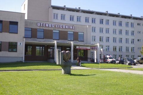 Į audrų sūkurį patekusi Utenos ligoninė – lyg skęstantis „Titanikas“?