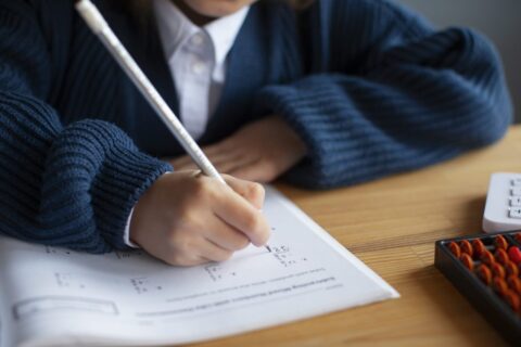 Ministerija: abiturientams mažinama egzaminų kartelė