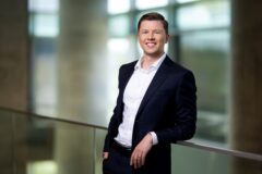 Sukčiai taikosi į ieškančius banko per „Google“: kaip nepakliūti į spąstus?
